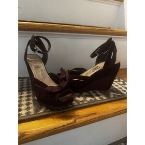 Women's Salvatore Ferragamo Purple Suede Bow Accent Ankle Sandals Sz 5B Summery‎